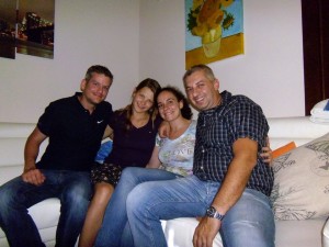 couchsurfing with due cuori e una ciccions